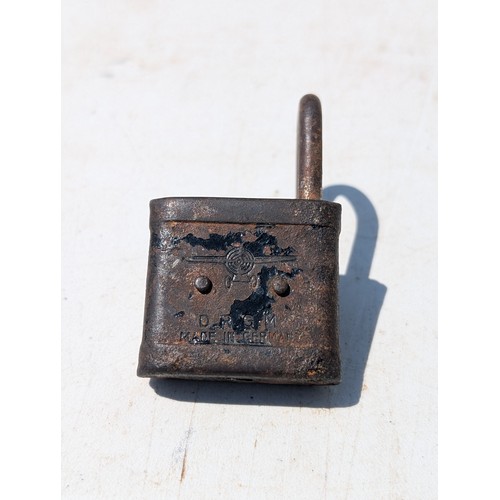 115 - Unusal WW2 Military Lock / Cuff. Lock has Key and works, DRGM Made in Germany With Aeroplane Insigin... 