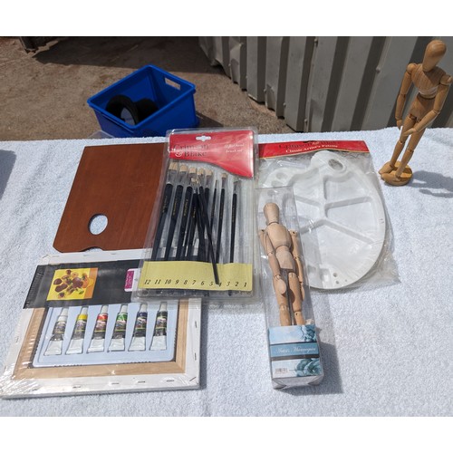 252 - Bundle Artists Bits, Artists Mannequin, Easel,  Brushes Etc