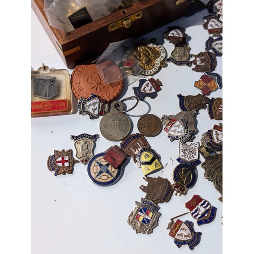 82 - Large Qty Badges, Pins, Etc. Military, Coronation, Lots to See !