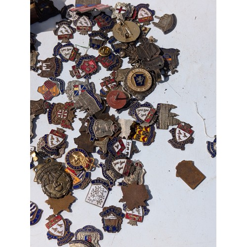 82 - Large Qty Badges, Pins, Etc. Military, Coronation, Lots to See !