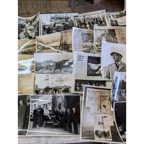 24 - # NOTE 193 IMAGES # HUGE QUANTITY APPX 100KG, PHOTOGRAPHS, COVERING A LIFESWORK FROM THE 1950S-1980S... 