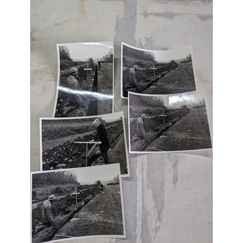 24 - # NOTE 193 IMAGES # HUGE QUANTITY APPX 100KG, PHOTOGRAPHS, COVERING A LIFESWORK FROM THE 1950S-1980S... 