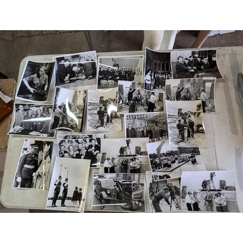 24 - # NOTE 193 IMAGES # HUGE QUANTITY APPX 100KG, PHOTOGRAPHS, COVERING A LIFESWORK FROM THE 1950S-1980S... 