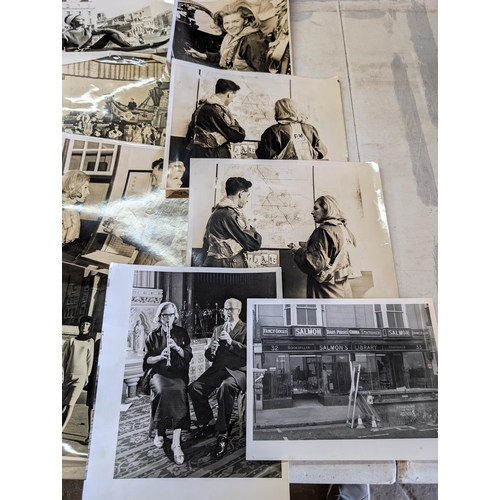 24 - # NOTE 193 IMAGES # HUGE QUANTITY APPX 100KG, PHOTOGRAPHS, COVERING A LIFESWORK FROM THE 1950S-1980S... 