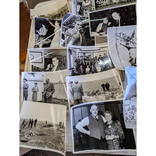 24 - # NOTE 193 IMAGES # HUGE QUANTITY APPX 100KG, PHOTOGRAPHS, COVERING A LIFESWORK FROM THE 1950S-1980S... 