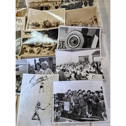 24 - # NOTE 193 IMAGES # HUGE QUANTITY APPX 100KG, PHOTOGRAPHS, COVERING A LIFESWORK FROM THE 1950S-1980S... 