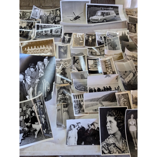 24 - # NOTE 193 IMAGES # HUGE QUANTITY APPX 100KG, PHOTOGRAPHS, COVERING A LIFESWORK FROM THE 1950S-1980S... 