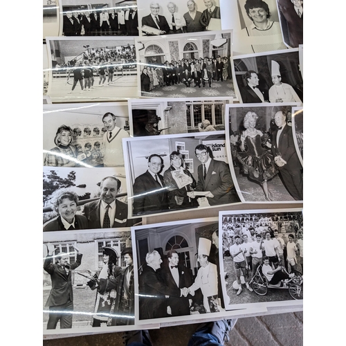 24 - # NOTE 193 IMAGES # HUGE QUANTITY APPX 100KG, PHOTOGRAPHS, COVERING A LIFESWORK FROM THE 1950S-1980S... 