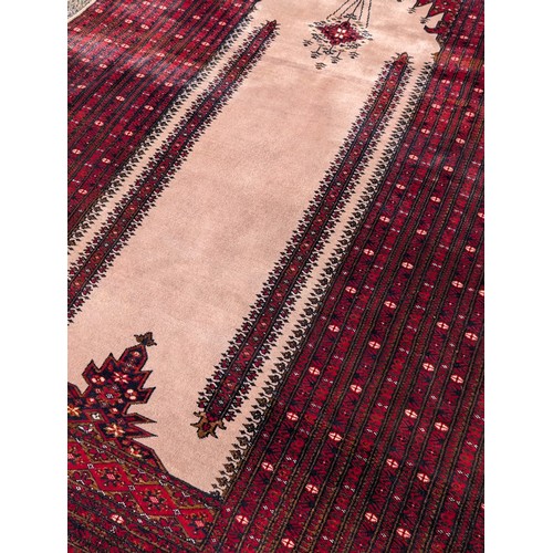 301 - Gorgeous Large Hand Knotted Pakistan Wool Carpet / Rug - Red Ground 92x50