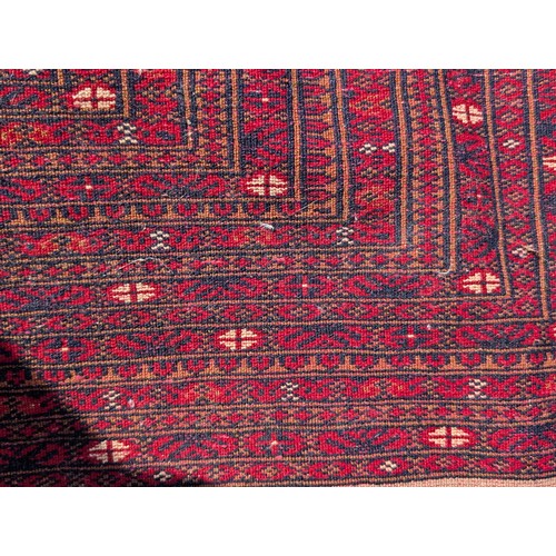 301 - Gorgeous Large Hand Knotted Pakistan Wool Carpet / Rug - Red Ground 92x50