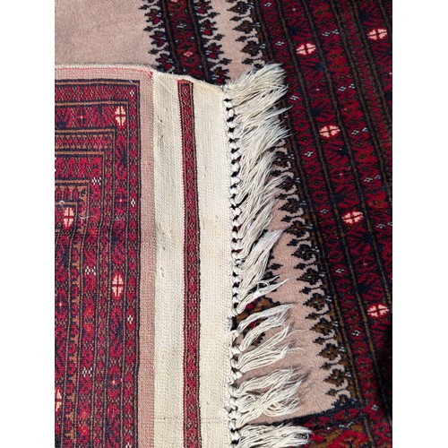 301 - Gorgeous Large Hand Knotted Pakistan Wool Carpet / Rug - Red Ground 92x50