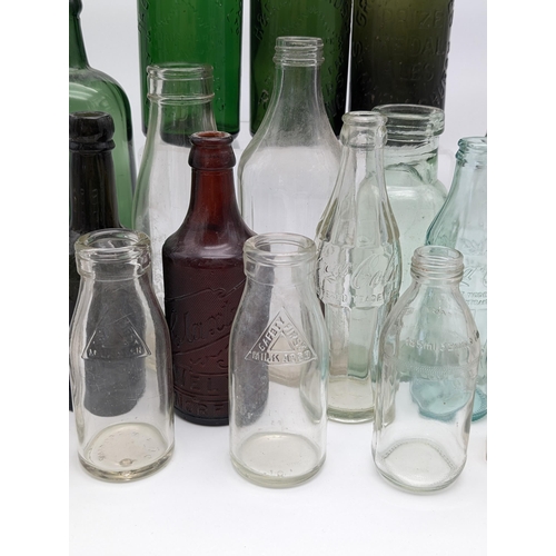 165 - Bundle (23) Vintage Advertising Glass Bottles, Jars, Apothecary, Good Local Examples, Teignmouth, Ex... 