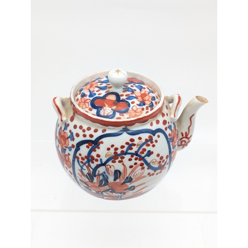 234 - Very Good Japanese Two Handled Teapot, No Makers Marks Possibly Kakiemon Edo? 15x12cm