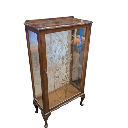 38 - Mahogany Display Cabinet, Missing Shelves - 60x30x110cm