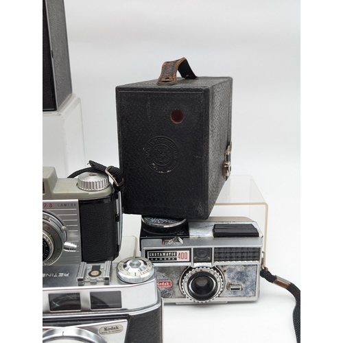 327 - Bundle Vintage Kodak Film Cameras & Instamatic Etc.