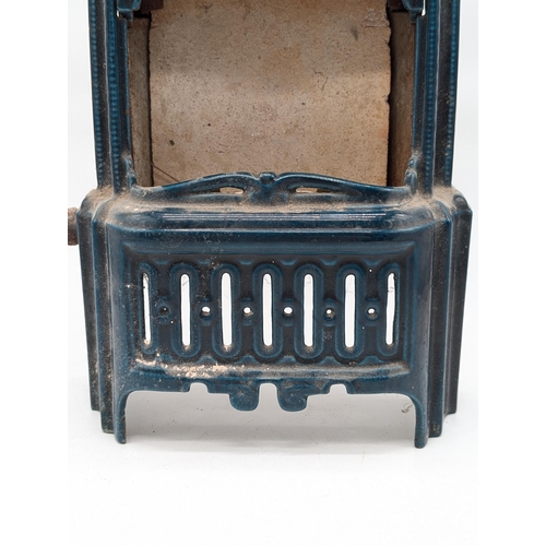 146 - Fabulous Ceramic Gas Heater With Marbled Blue Design, Marked U.R.G Verso 25x40cm Industrial Reclamat... 