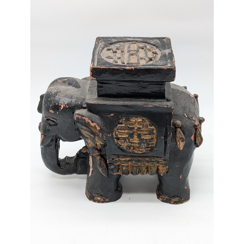 270 - Vintage Hand Carved Solid Wood Elephant Plant Stand - 30x30cm