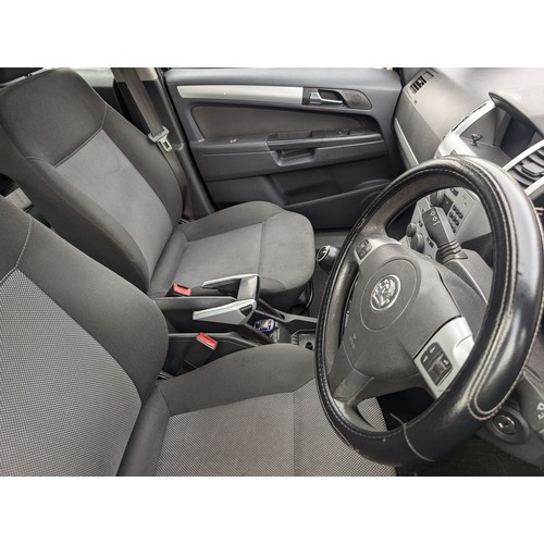 1B - 2009 Vauxhall Zafira - 110K 12 Months MOT, Starts Drives, Few Typical Marks Here and There. Overall ... 