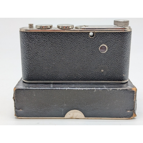 336 - Rare Boxed With Instructions and In Fantastic Condition Kunik Germany Petie Vanity Camera Petie came... 
