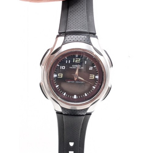 344 - Five Collectable Vintage Digital Casio Watches, Two Alarm Chrono, AW-S90 Tough Solar, SGW-300H Worki... 