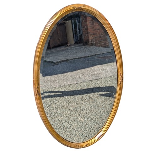 20 - Attractive Gilt Edged Bevelled Hallway Mirror - 31x19