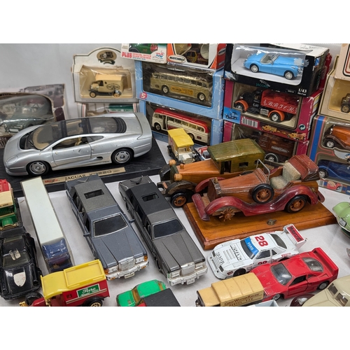 126 - Large Bundle Vintage Diecast Vehicles Plus Model Vehicles, Days Gone By, Majisto, Lledo Plus Lots Mo... 