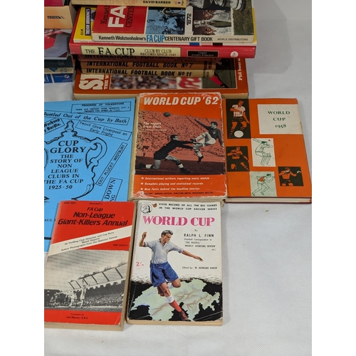 39 - Good Bundle FA Cup / World Cup Books Etc Including 58/62 Plus Many Others