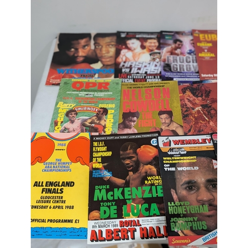 60 - Boxing - Good Quantity Programmes - Ewbank Sr, Joshua, Nigel Benn Plus Lots More Nice Bundle