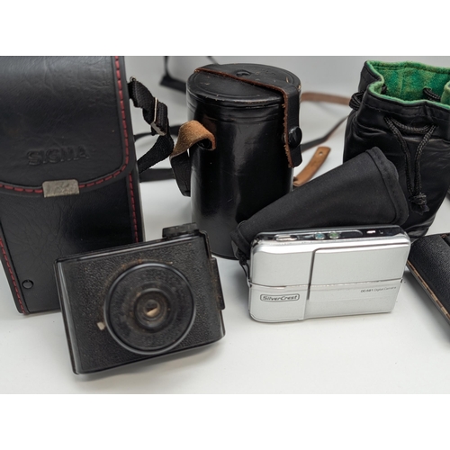 98 - Good Group Vintage Film Cameras, Digital Cameras, Lenses Etc Most Appear in Good Overall Condition A... 