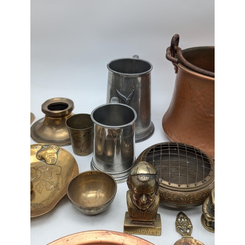 119 - Mixed Brass, Pewter and Copper Collection Bundle. Including an Attractive Copper Crumb Scoop. Vintag... 