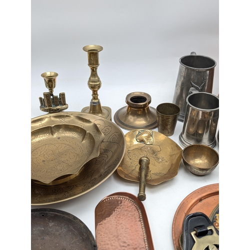 119 - Mixed Brass, Pewter and Copper Collection Bundle. Including an Attractive Copper Crumb Scoop. Vintag... 