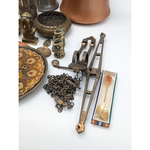 119 - Mixed Brass, Pewter and Copper Collection Bundle. Including an Attractive Copper Crumb Scoop. Vintag... 