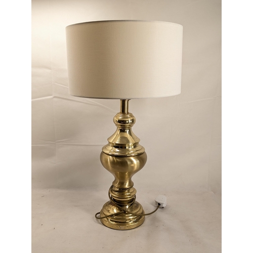 140 - Large Brass Pair Table Lamps With Attractive Complimenting Shades 23