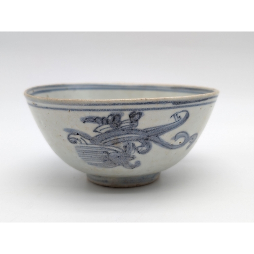 198 - Excellent Group of 4 Late Ming Chinaware. 1 Lidded Paste Pot, 2 Bowls and 1 Plate Chi - Long Dragon ... 