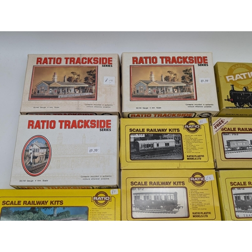 316 - Group (12) Ratio Trackside N Gauge Railway Kits - All Appear New - Johnson 2.4.0 Has Parts Off Sprue