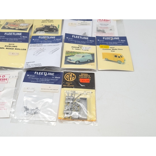 317 - Group (24) N Gauge Metal Vehicles Mostly FLeetline - All Appear Unused