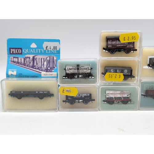 331 - 16 x Peco N Gauge Wagon Bundle - All In Plastic Cases