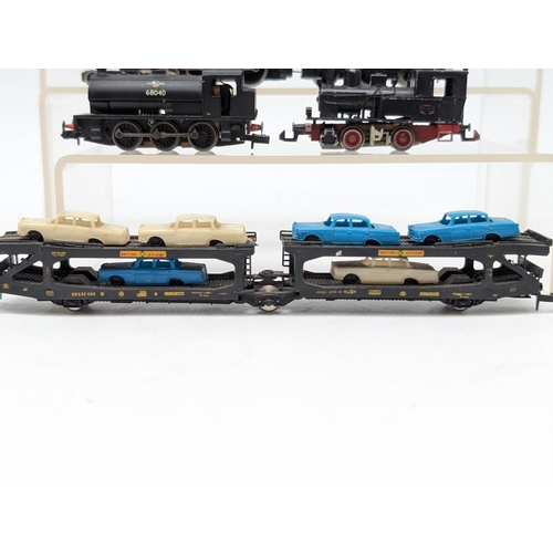 335 - Good Group Mostly Graham Farish N Gauge Engines - Most Appear in Good Condition, Untested.