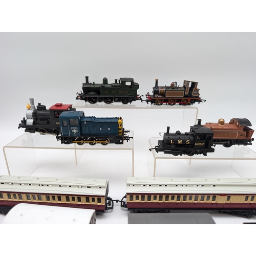 338 - Bachman, Hornby Loose Rolling Stock Bundle, R217, 101 Class, Backman OO 37-036 Br Blue Class Blue - ... 