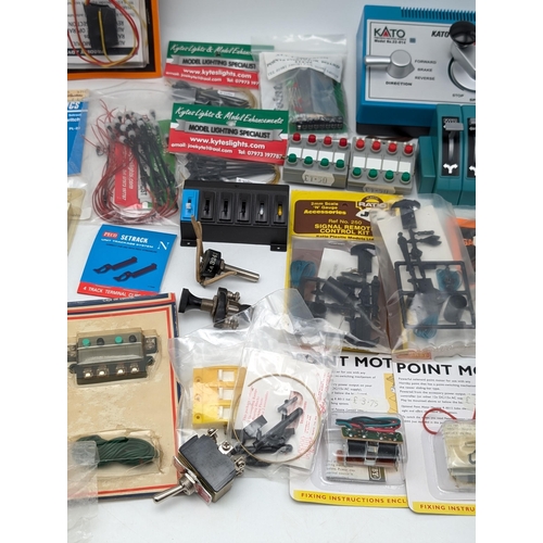 356 - Model Railway Electronic Accessories, Speed Controller, Switches, Lights Etc As Seen