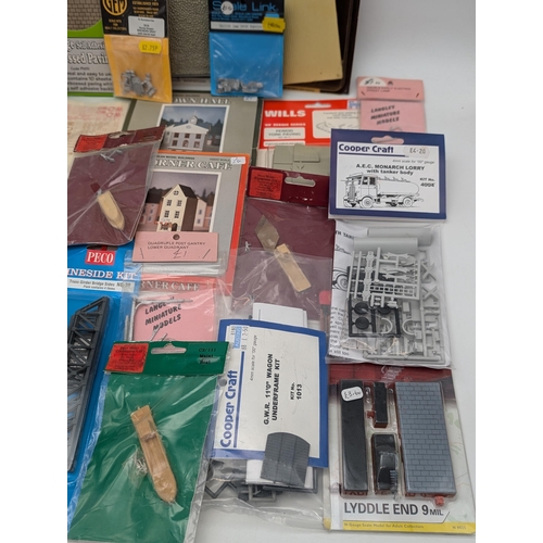 384 - Good Quantity New Model Railway Scenery, Kits Etc Coal Mine Kit Plus More