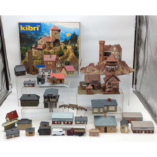 391 - Large Quantity Pre Built Model Kits, Trackside, railway, Castles Etc. 3 Kibri Castle Kits, 3 COmplet... 