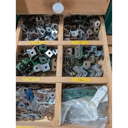 420 - Meccano - Excellent Large Vintage Cabinet Full Of Vintage Meccano Appears to be 40s Onwards - Some H... 