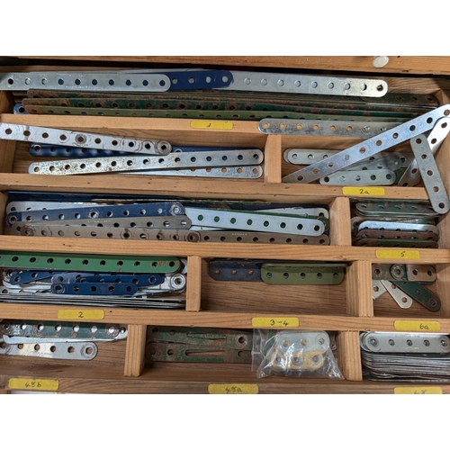 420 - Meccano - Excellent Large Vintage Cabinet Full Of Vintage Meccano Appears to be 40s Onwards - Some H... 