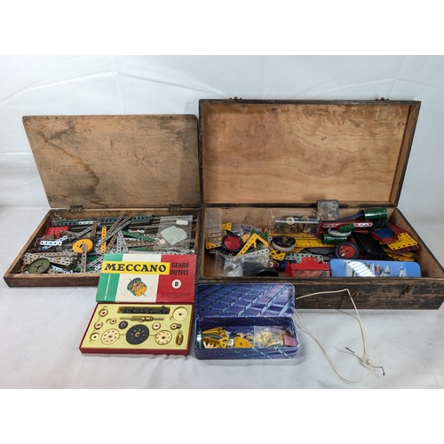 437 - Meccano Bundle Quantity 2 Large Wooden Boxes, To Include Gears Pack, Lots of Loose Vintage Hard to G... 