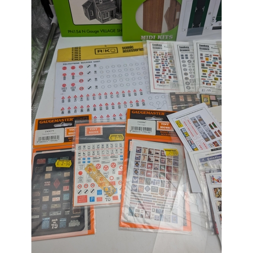 440 - Metcalf Model Kits Carded and New Plus Good Quantity Of Trackside Decals Etc