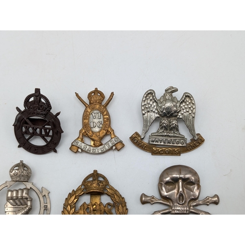 472 - Qty (11) Good Cap Badges, Some Harder To Find Examples