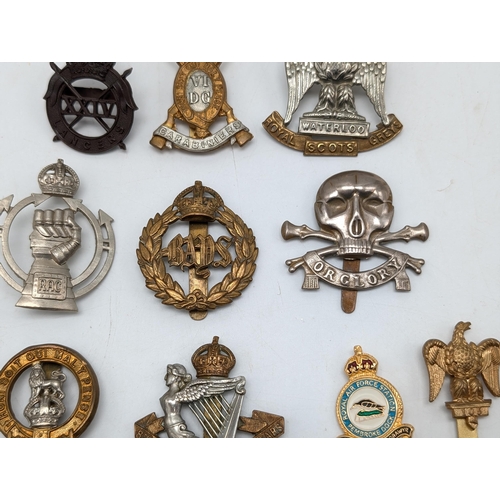 472 - Qty (11) Good Cap Badges, Some Harder To Find Examples