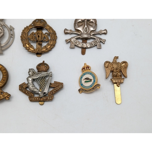 472 - Qty (11) Good Cap Badges, Some Harder To Find Examples