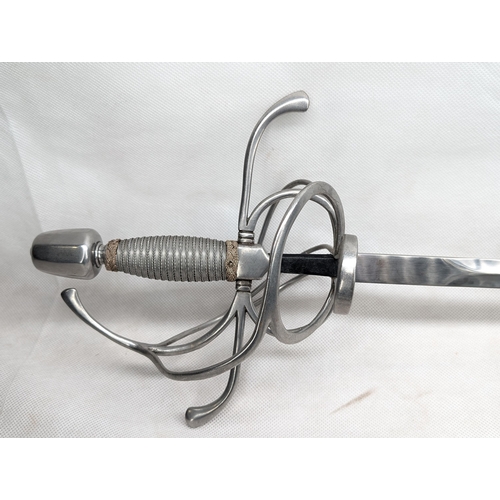 497 - Superb Quality Dalian Reproduction Rapier With Leather Sheath / Strap - Renowned High Quality  Repro... 